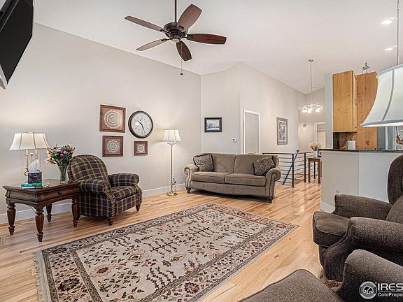 3rd image of 5000 Boardwalk Dr #40