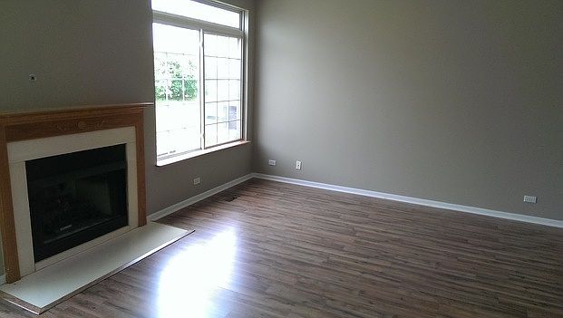 1st image of 981 Mesa Dr