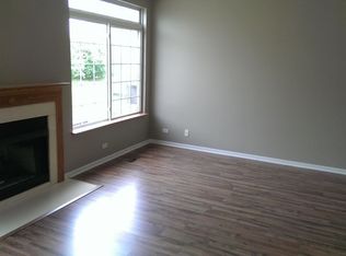 981 Mesa Dr, Farina, IL 60156