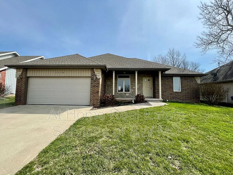 1718 N Chandler Rd