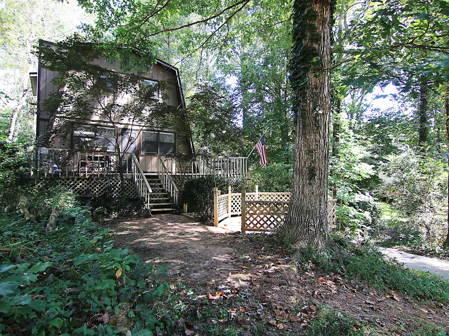 3250 Marine Rd photo 1