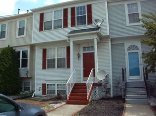 9 Brookfield Dr, Newark, DE 19702