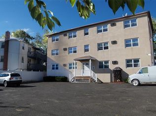 84 Wardwell St APT 1, Stamford, CT 06902