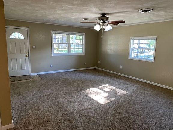 2nd image of 807 W Henry St