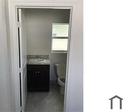 17994 SW 104th Ave #1 — Photo 9