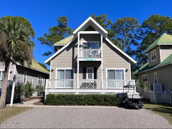 34 Davis Love Dr, Saint Helena Island, SC 29920