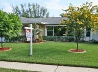 1700 SW 67th Ave, Plantation, FL 33317