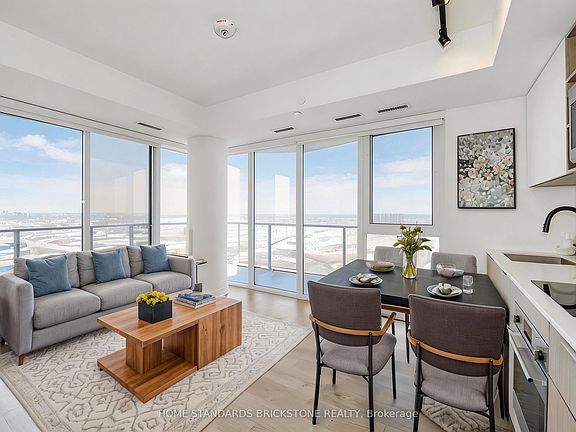 4th image of 36 Zorra St #3203