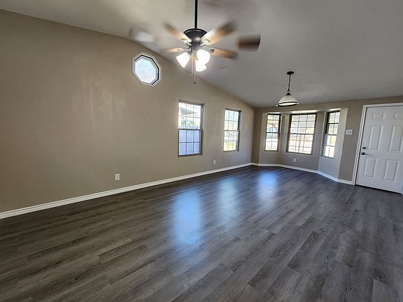 4th image of 2501 Smu Ave