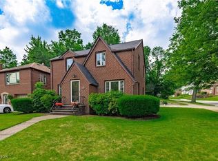 3488 Meadowbrook Blvd, Cleveland, OH 44118