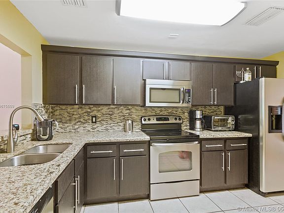 4th image of 4165 S Pine Island Rd #4165