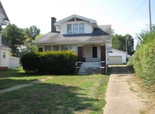 311 Poplar St, Harrisburg, IL 62946