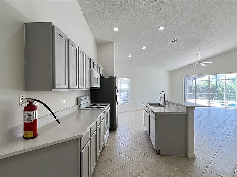 1934 Morning Star Dr — Photo 16