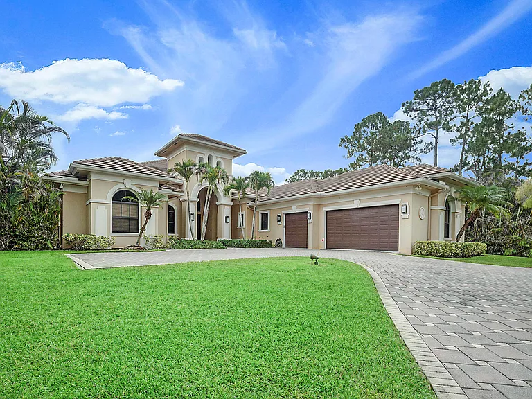 18337 SE Old Trail Dr W — Photo 67