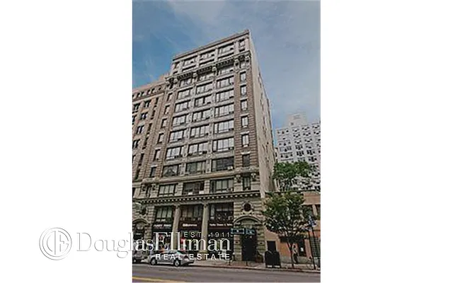 Rented by Douglas Elliman | media 14