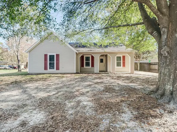 101 Yellowstone Cir, Ocean Springs, MS 39564