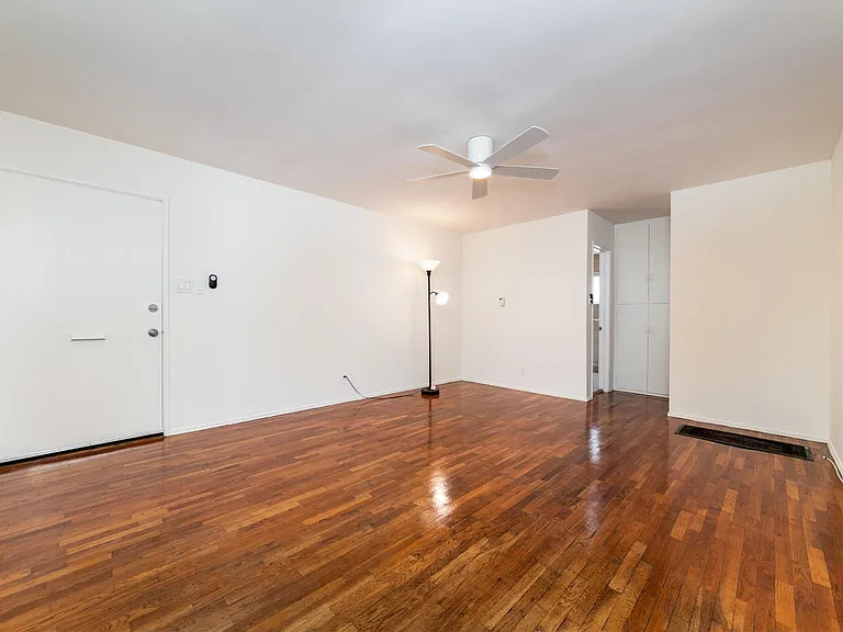 4181 Tujunga Ave #4183 — Photo 9