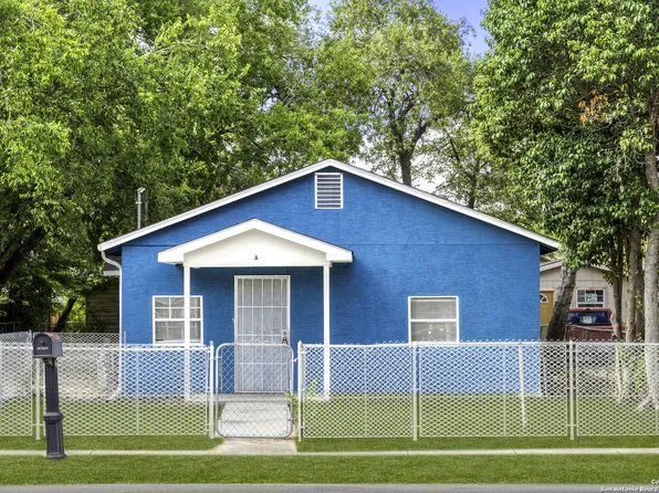 834 Division, San Antonio, TX 78225