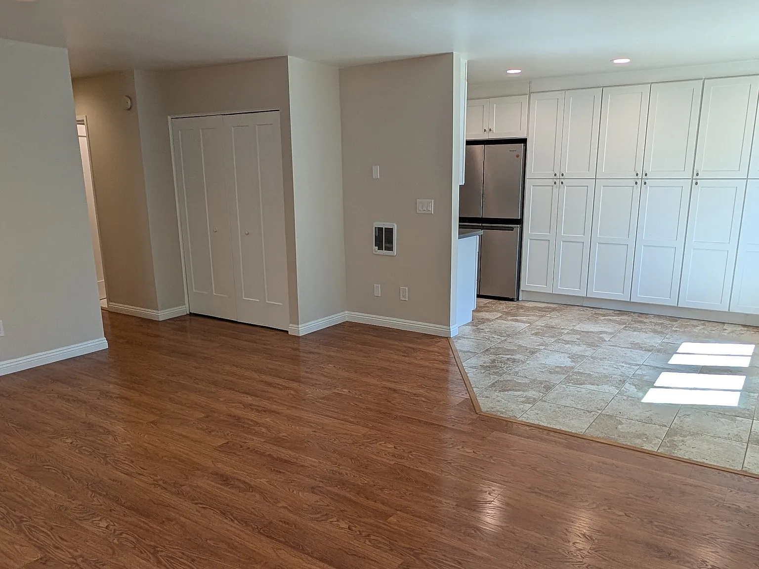 3 bed, 1170 sqft, $1,600 — Photo 2
