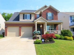 8826 Bluejay View Dr, Cleves, OH 45002