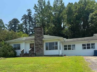 625 Lakeshore Dr, Oneonta, AL 35121