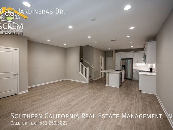 5th image of 28743 Jardineras Dr