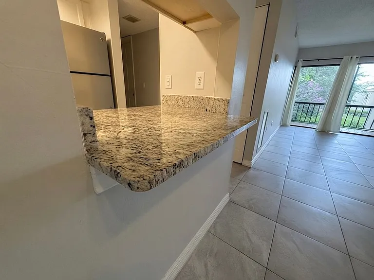 3244 S Semoran Blvd #24 — Photo 7
