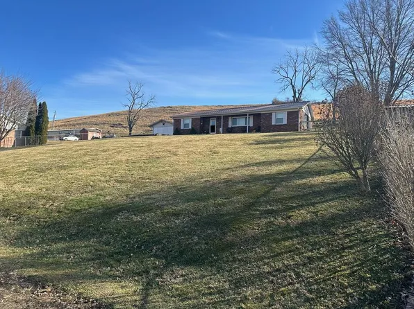 (undisclosed Address), Tazewell, VA 24651