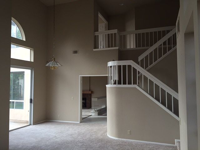 2nd image of 1145 Vista Lomas Ln