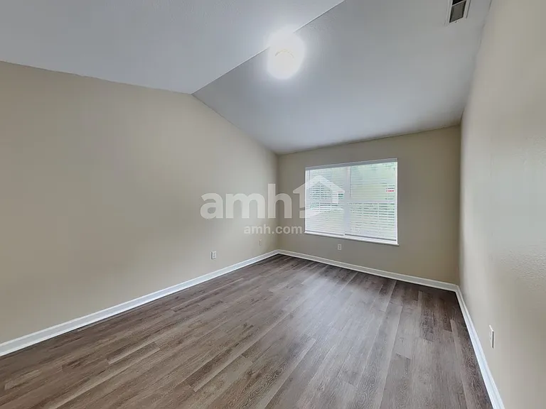 2438 Pinebark Dr — Photo 9