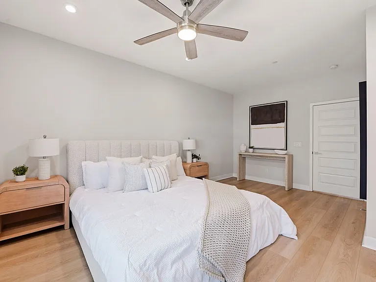 2863 Avella Cir — Photo 13