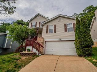 507 Elm Crossing Ct, Ballwin, MO 63021