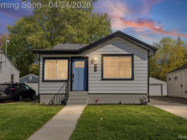 2120 Wrenson St, Ferndale, MI 48220
