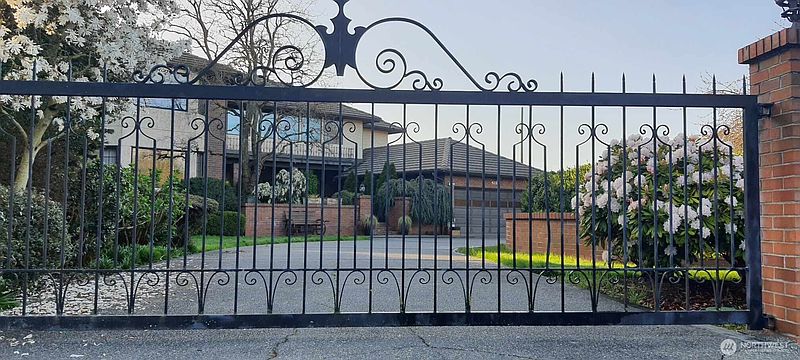 5th image of 416 Alverson Boulevard