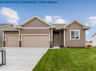 5401 Westfield Dr, Ames, IA 50014