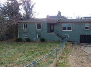 1398 McKinley Ave, Corbin, KY 40701
