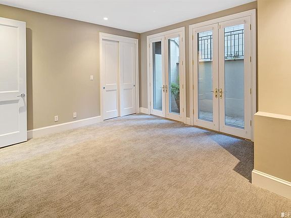 5th image of 1915 Vallejo St #B
