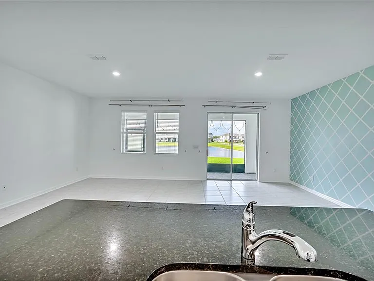11532 Woodleaf Dr — Photo 10