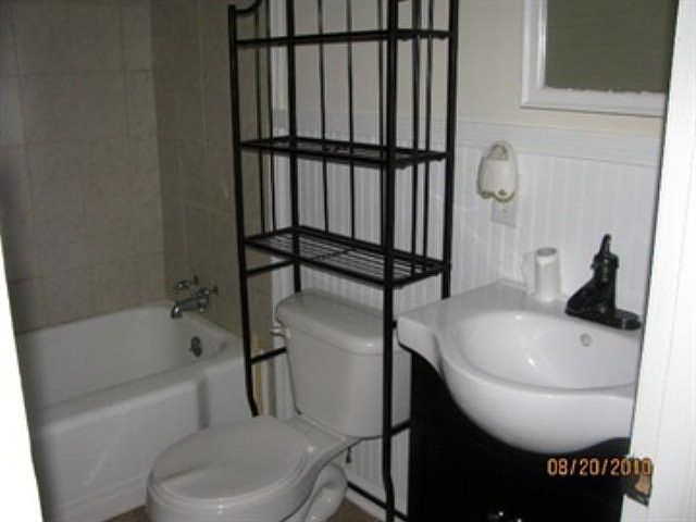 2nd image of 150 W Ridge Cir