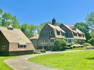 15 Tokeneke Trl, Darien, CT 06820