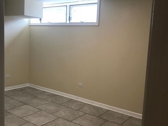 4th image of 7953 S King Dr