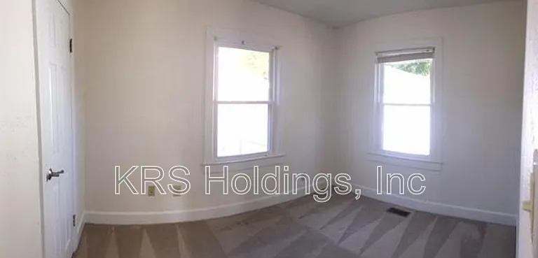 14 Curtis Dr — Photo 3