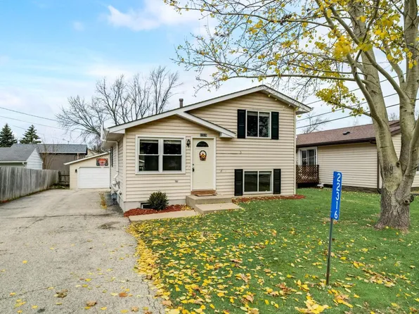 22316 121st STREET, Bristol, WI 53104