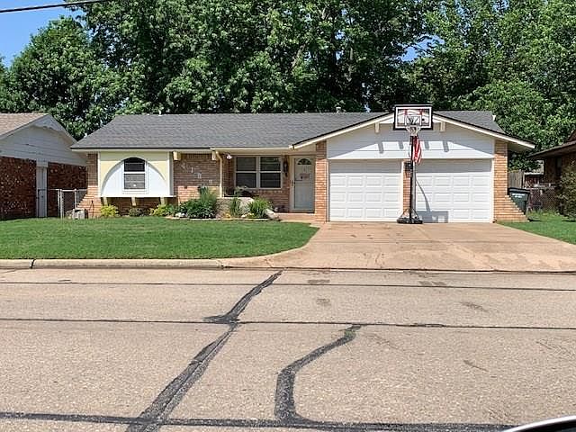 1st image of 4109 S Vickie Dr