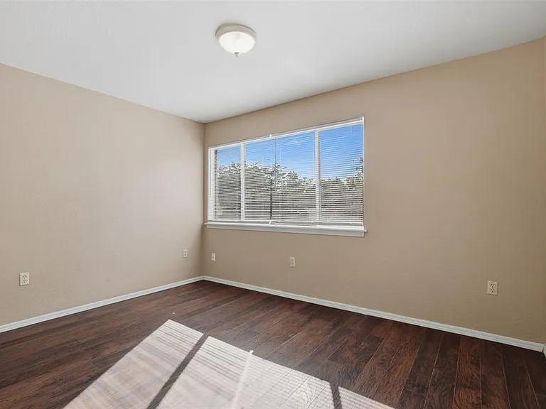 1628 Claudia Dr — Photo 19