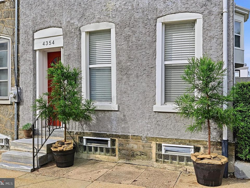 1st image of 4354 Dexter St