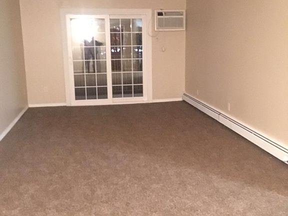 3rd image of 379 Huse Rd Unit 29