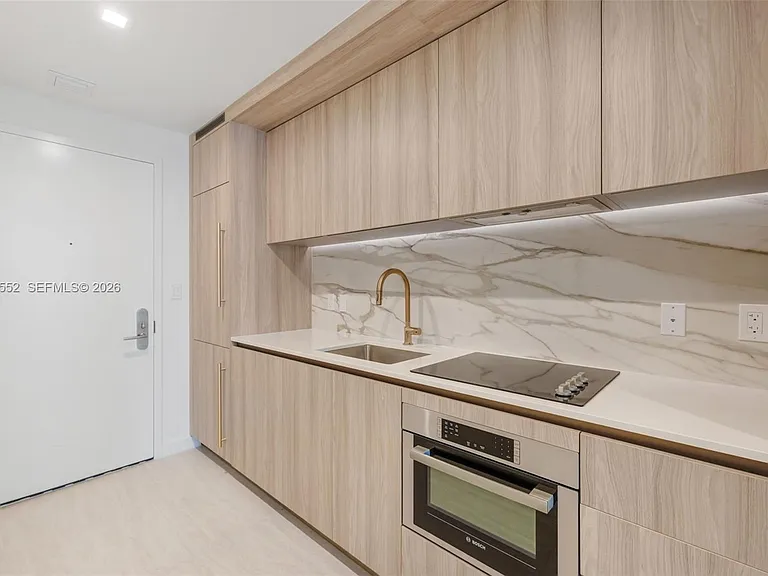 77 SE 5th St #3205 — Photo 2