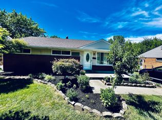 8023 Peacock Dr, Cincinnati, OH 45239