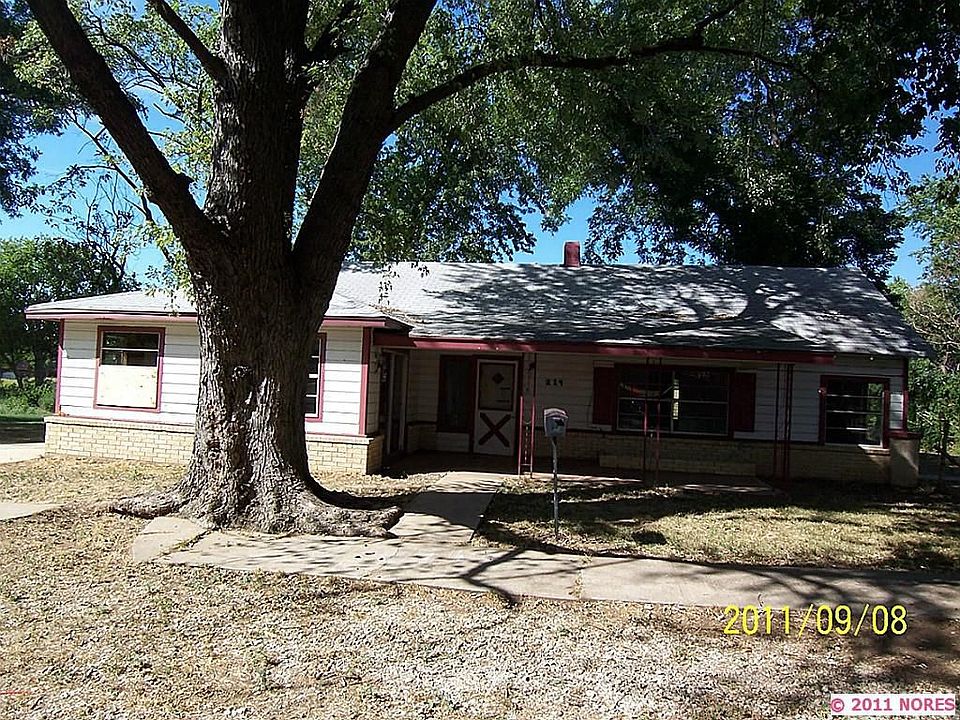 1st image of 219 E Miami Ave